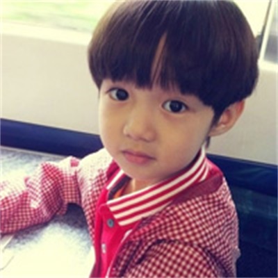 超可爱的小男孩图片萌萌哒真人头像(共20张)