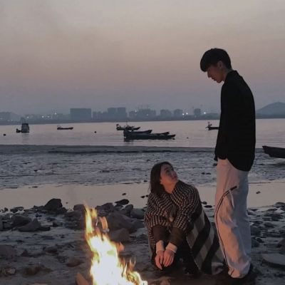 浪漫甜蜜真人情侣头像图片(优选20张)