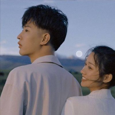 气质高冷情侣头像 一男一女(优选18张)