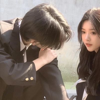 气质高冷情侣头像 一男一女(优选18张)