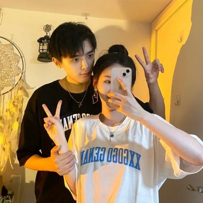 气质冷艳的情侣头像(精选20张)