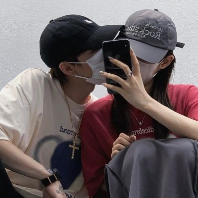 气质冷艳的情侣头像(精选20张)