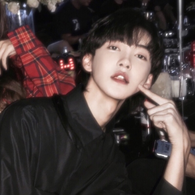 高冷气质情头一对两张(共18张)