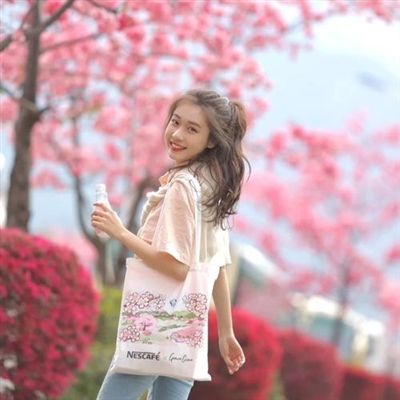 治愈系高清女生真人头像(38张)