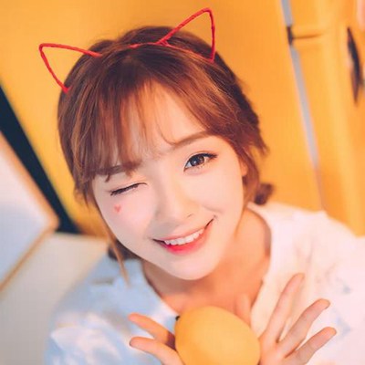 2023年最潮最火女生头像(优选20张)