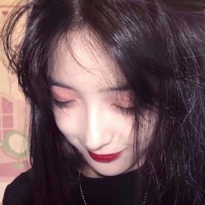 超级好看的小姐姐头像(18张)