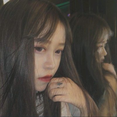 超级好看的小姐姐头像(18张)