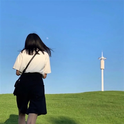 高清惊艳感十足的女生头像图片大全(20张)