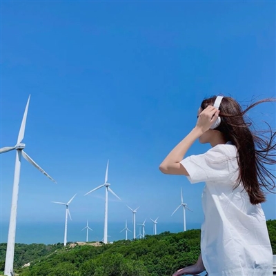 高清惊艳感十足的女生头像图片大全(20张)