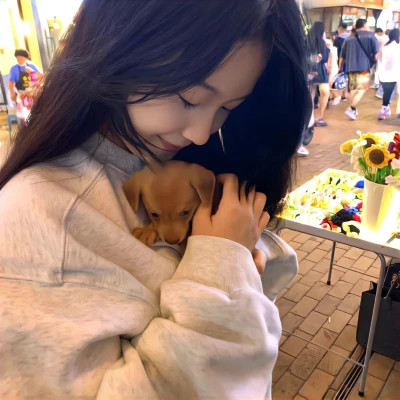 2023非主流的qq女生头像大全图片(共34张)