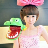 最新帅气霸气的男生陌陌头像图片(28张)