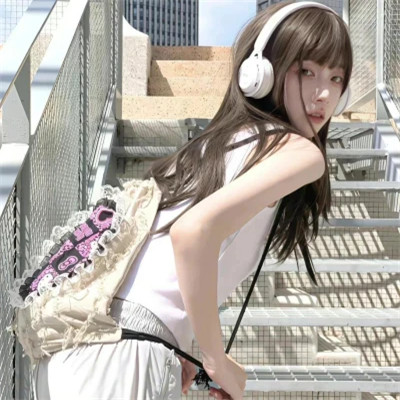 2023非主流的qq女生头像大全图片(共34张)