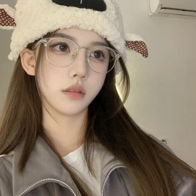 2023年最新非主流女生头像(共32张)