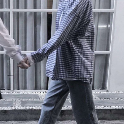 情头一半一张 情侣头像(精选36张)