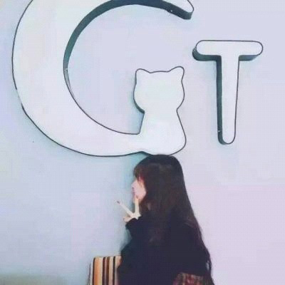 情头一半一张 情侣头像(精选36张)