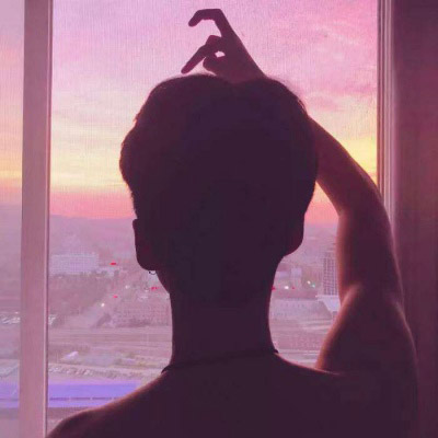 情头一半一张 情侣头像(精选36张)