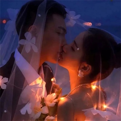 好看的不易撞双人情侣头像(优选30张)