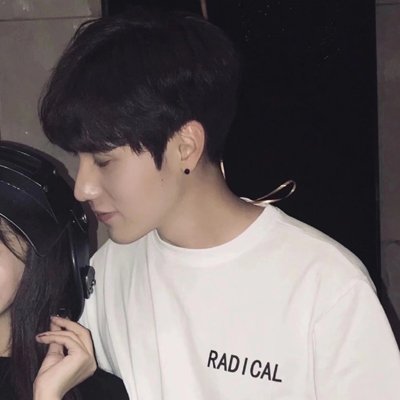 好看情侣头像一人一张(优选22张)