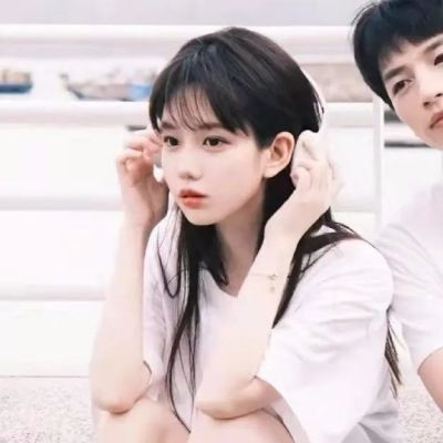 单人情侣头像 一男一女情头(20张)