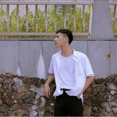 单人情侣头像一人一张(优选24张)