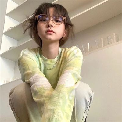 干净舒服的女生头像(共22张)