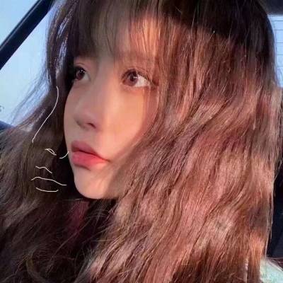 个性女生简单气质头像(精选22张)