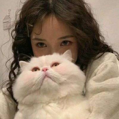 个性女生简单气质头像(精选22张)