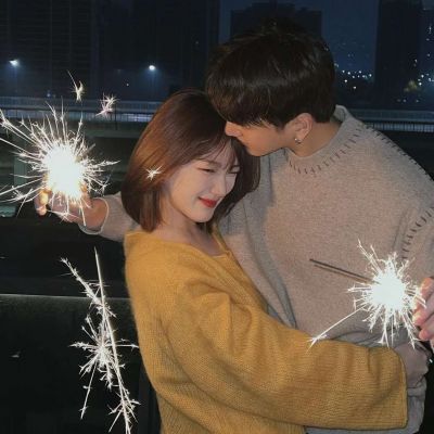 qq头像情侣单人一男一女高清图片大全(优选16张)