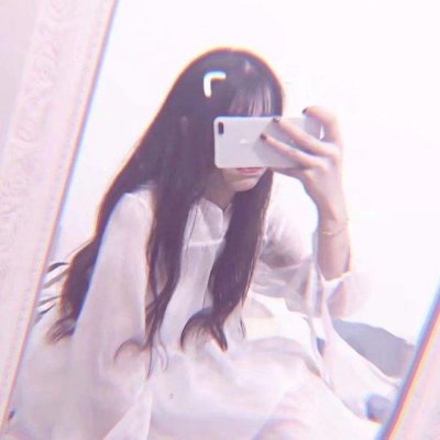 小姐姐背影的照片可爱头像(共24张)