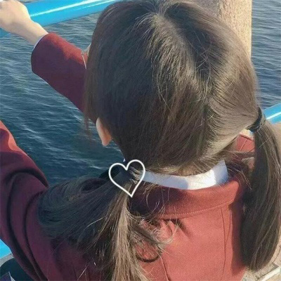 小姐姐背影的照片可爱头像(共24张)