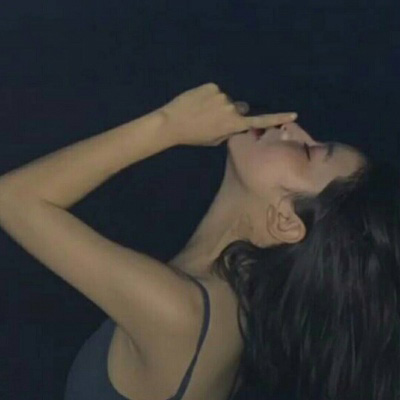 微博唯美忧郁女生头像图片(18张)