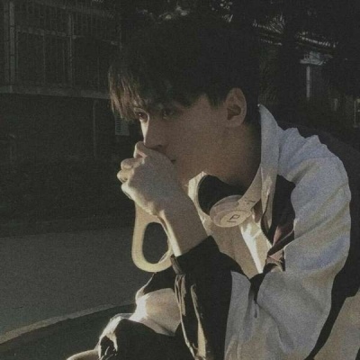 青春美少年图片头像(精选22张)