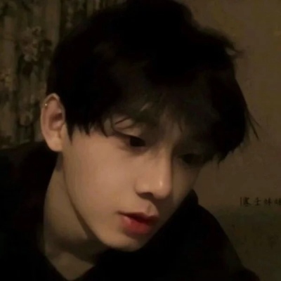 青春美少年图片头像(精选22张)