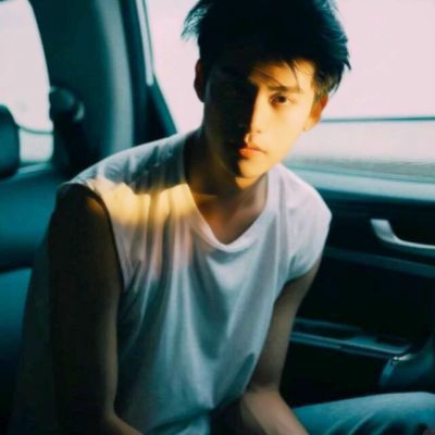 青春美少年图片头像(精选22张)