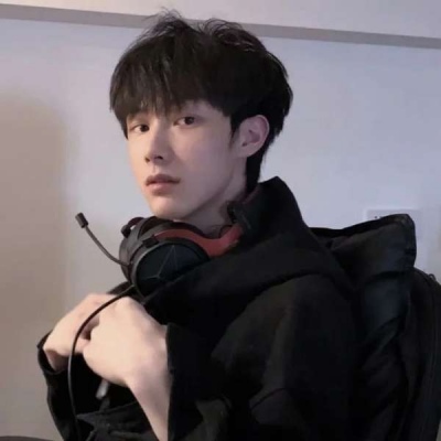 青春美少年图片头像(精选22张)