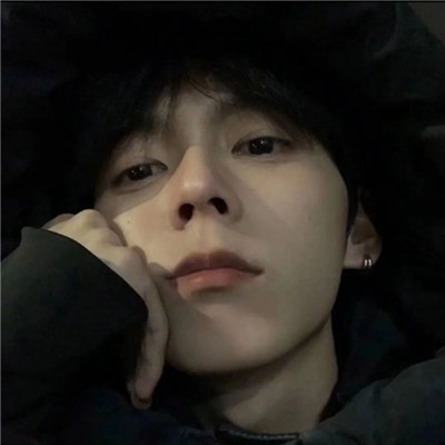 2023年男生最火的微信头像(24张)