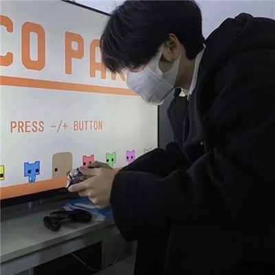 2023年男生最火的微信头像(24张)