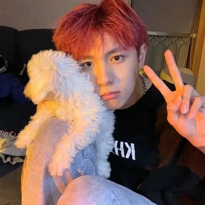 超高清高颜值年轻男生头像(27张)