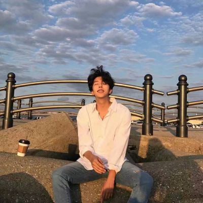 超拽有趣的微博男生个性头像图片(24张)