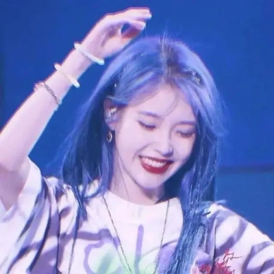 超仙气的意境蓝色系女头像(22张)