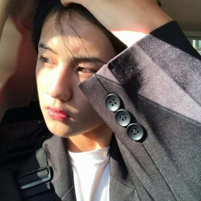好看的微信阳光男孩头像图片大全(精选22张)