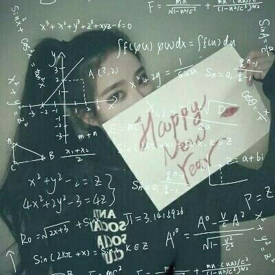 带有数学公式的女生头像(18张)