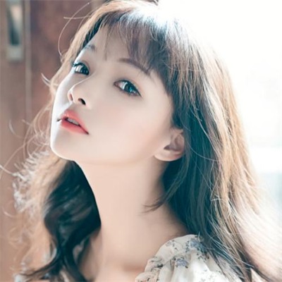 能被一眼注意到的微信头像女生(共18张)