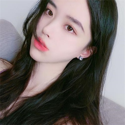 能被一眼注意到的微信头像女生(共18张)