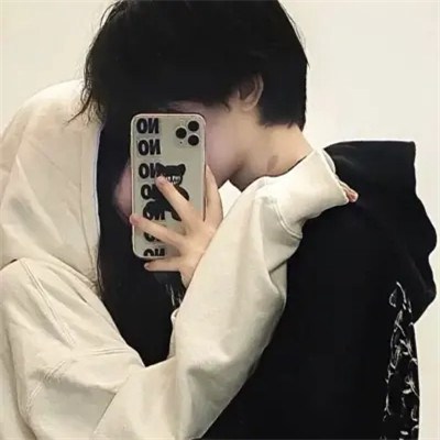 2023最火情侣头像双人(18张)