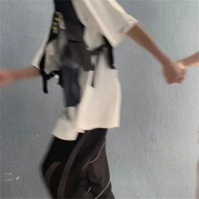 2023最火情侣头像双人(18张)