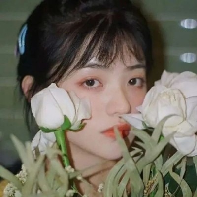 能被一眼注意到的微信头像女(共26张)