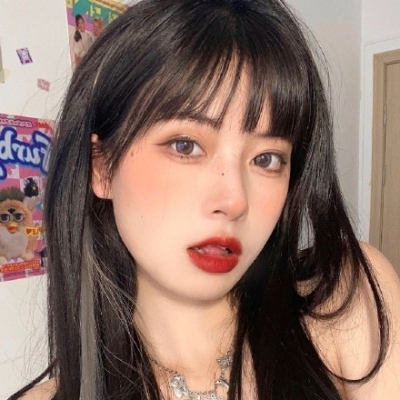 能被一眼注意到的微信头像女(共26张)