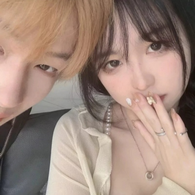 好看的不易撞双人情侣头像真人(优选22张)