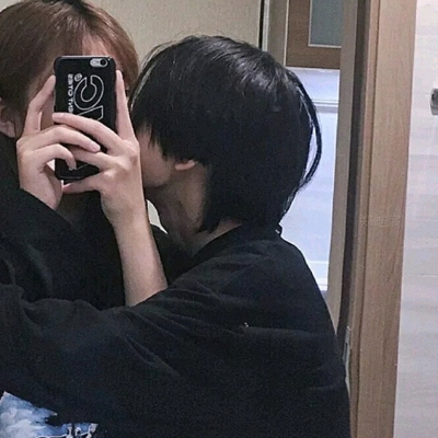 好看的不易撞双人情侣头像可爱(20张)